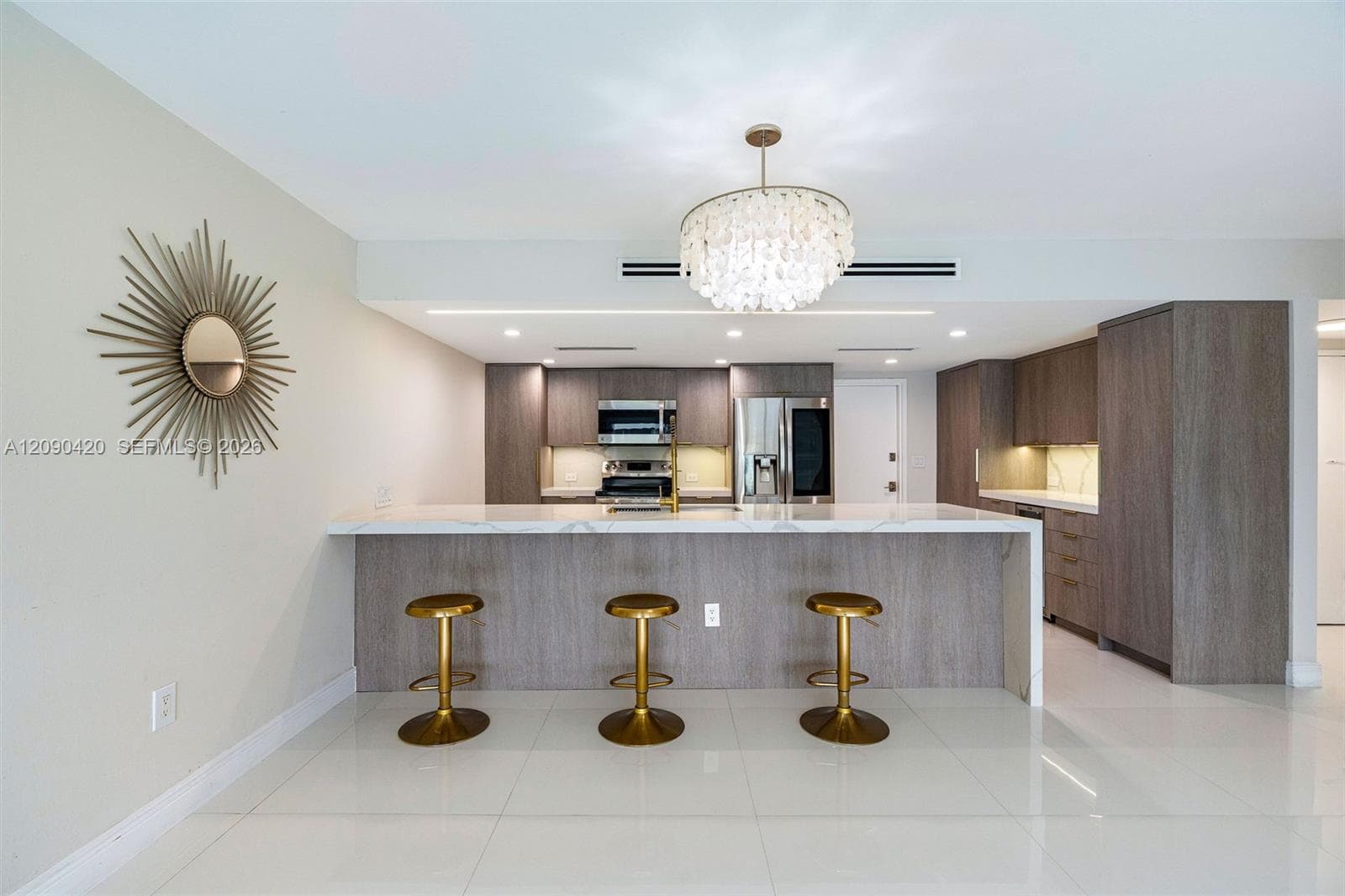 Commodore Club West · #413 in Key Biscayne - Photo 5