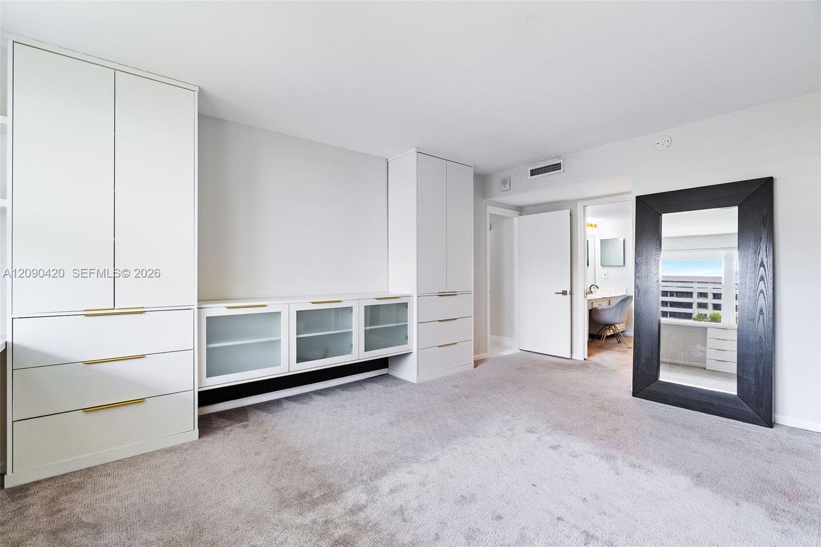 Commodore Club West · #413 in Key Biscayne - Photo 19