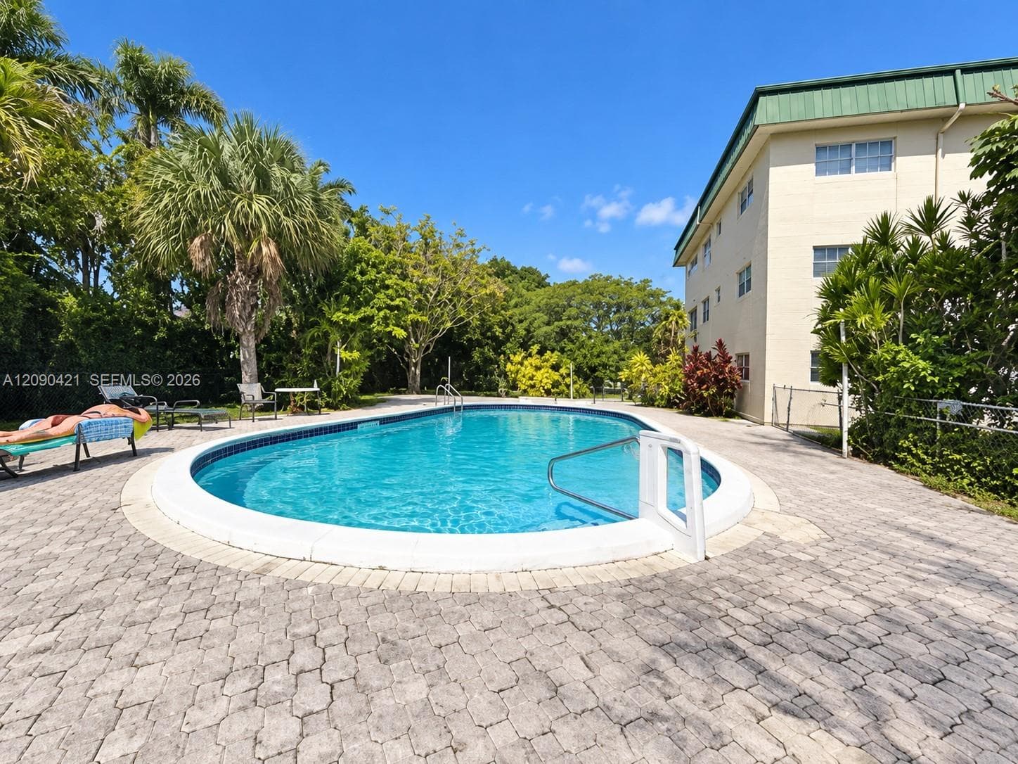 SEVENTEENTH GREEN CONDO · #339 in Hallandale Beach - Photo 6