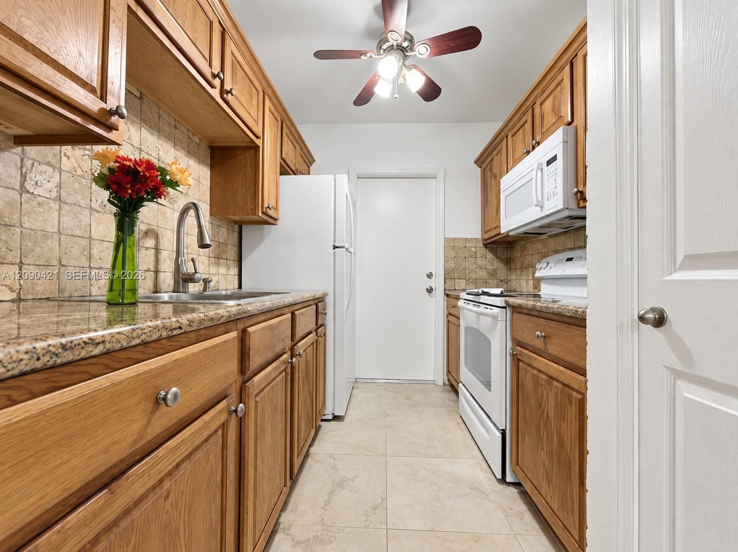 SEVENTEENTH GREEN CONDO · #339 in Hallandale Beach - Photo 3