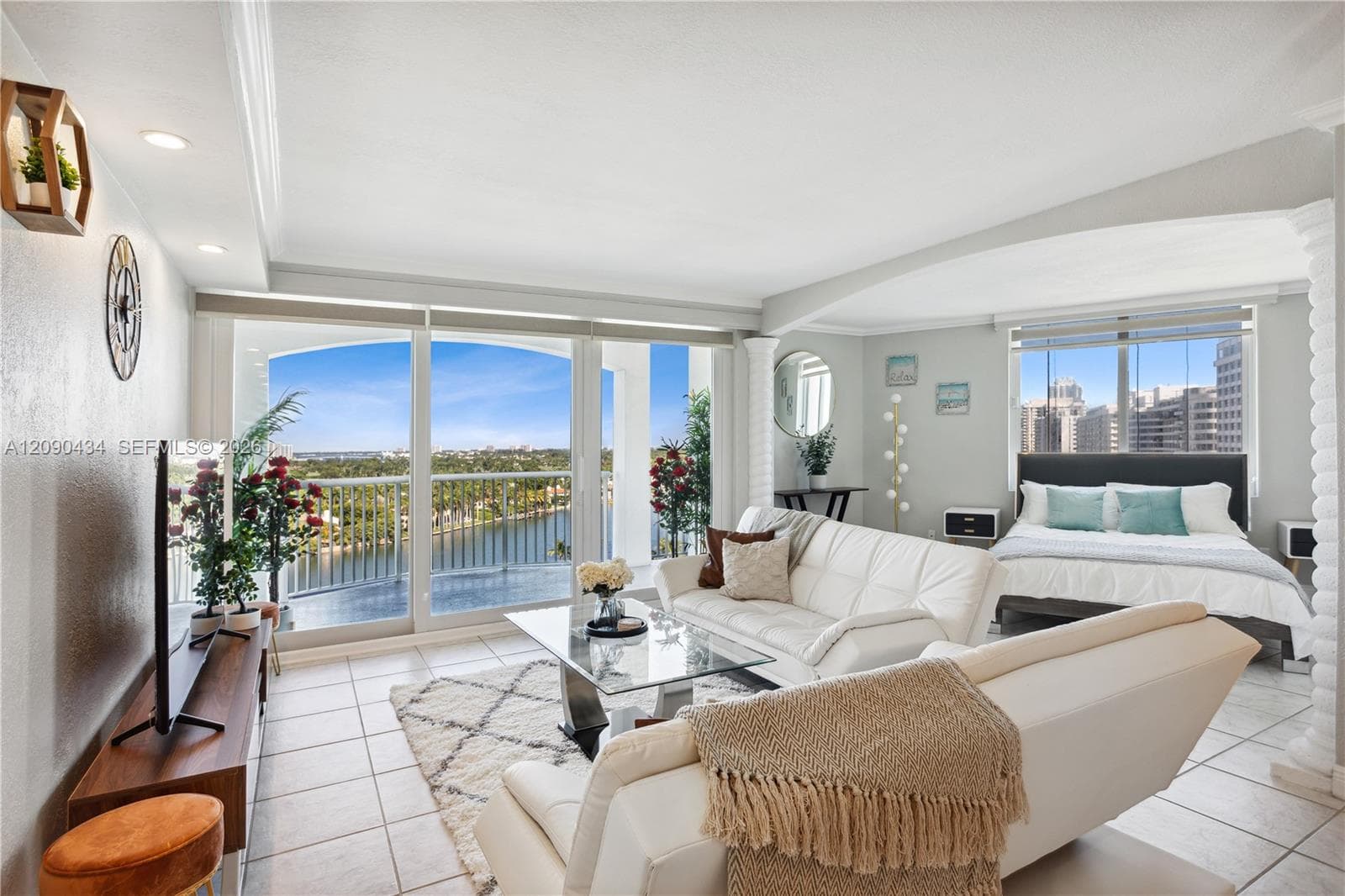 THE CARRIAGE HOUSE CONDO · #1020 in Miami Beach - Photo 3