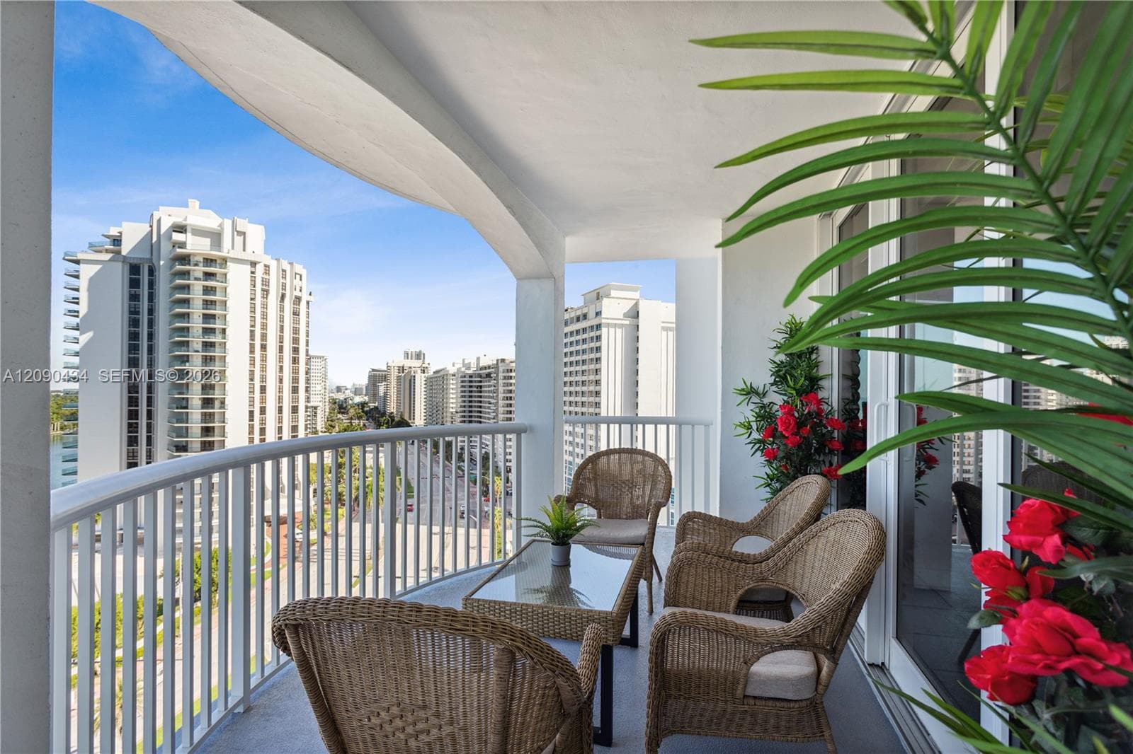 THE CARRIAGE HOUSE CONDO · #1020 in Miami Beach - Photo 15