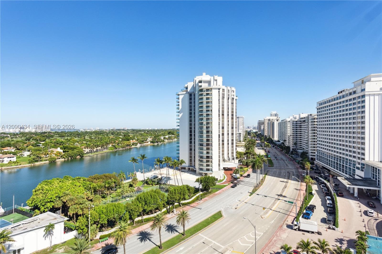 THE CARRIAGE HOUSE CONDO · #1020 in Miami Beach - Photo 21