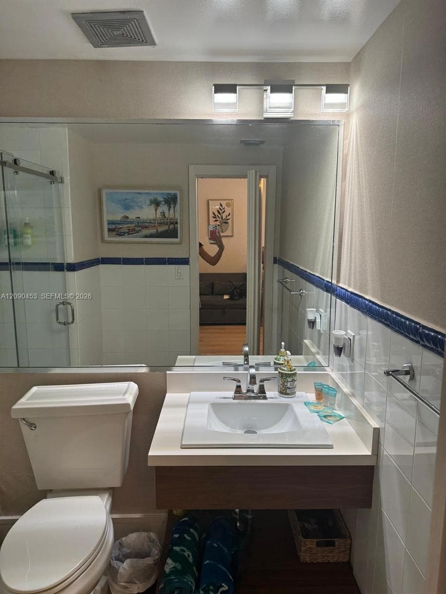 918 OCEAN DRIVE CONDO · #206 in Miami Beach - Photo 12