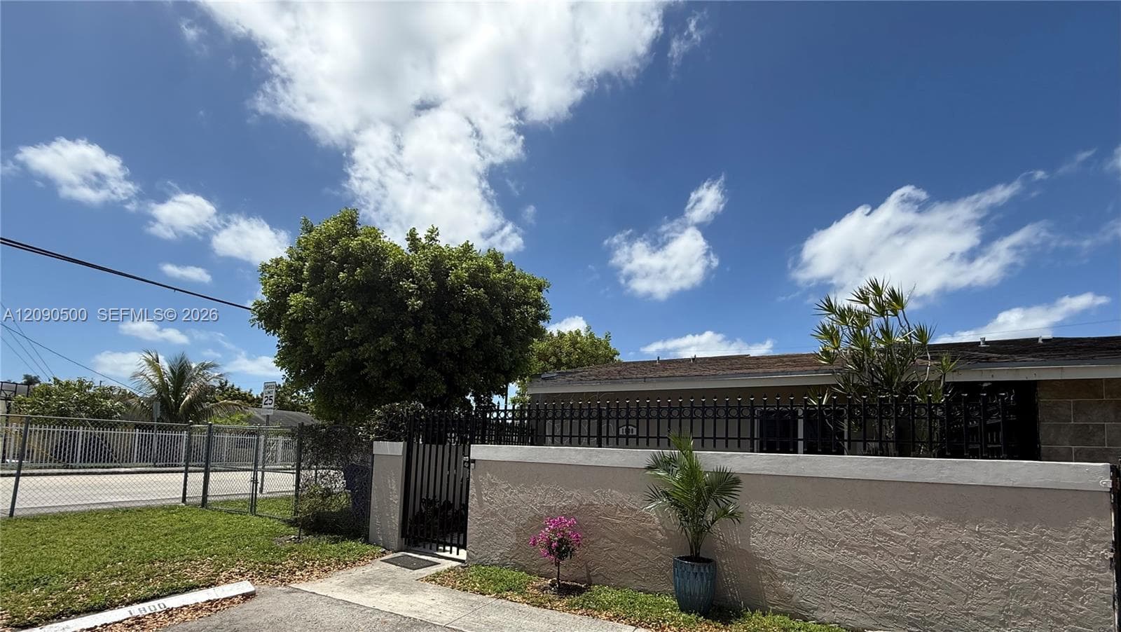 1800 NW 1st Ave photo 5