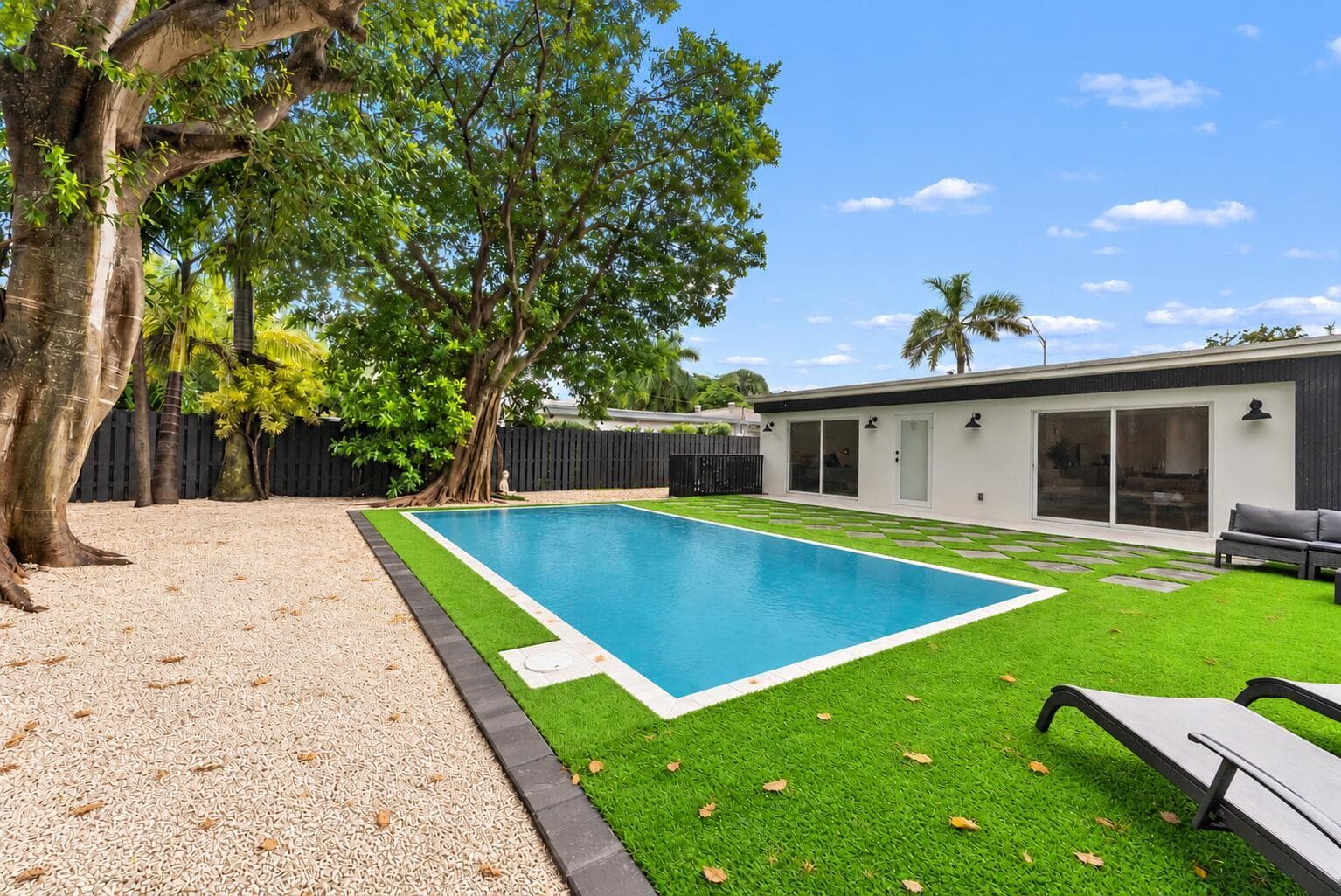 Pool 2