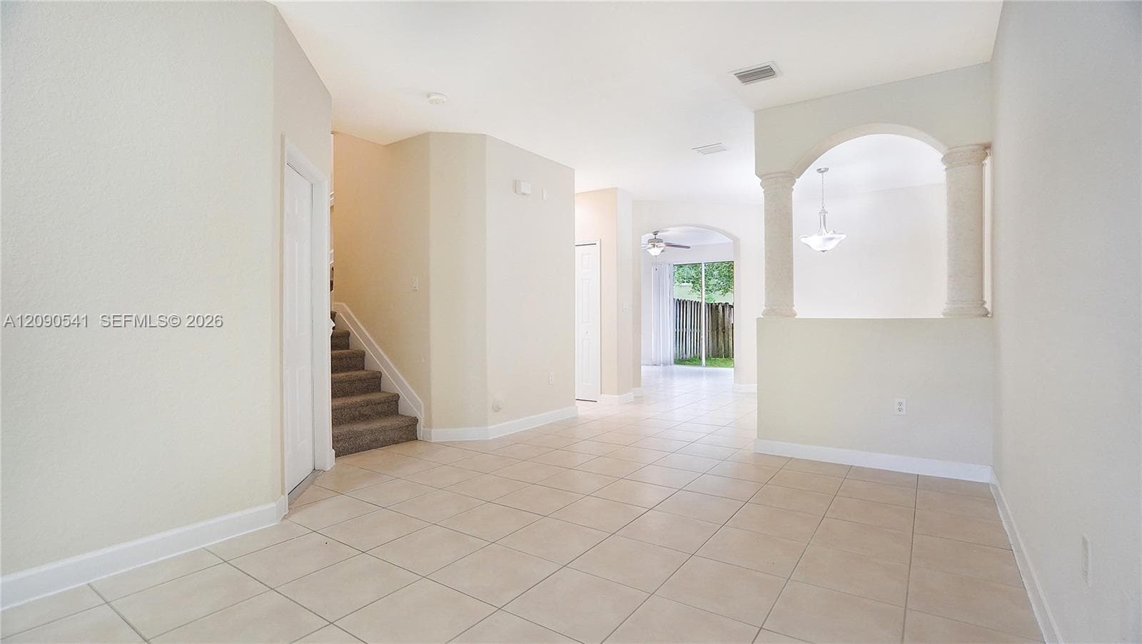 1485 SE 25th Ter photo 3