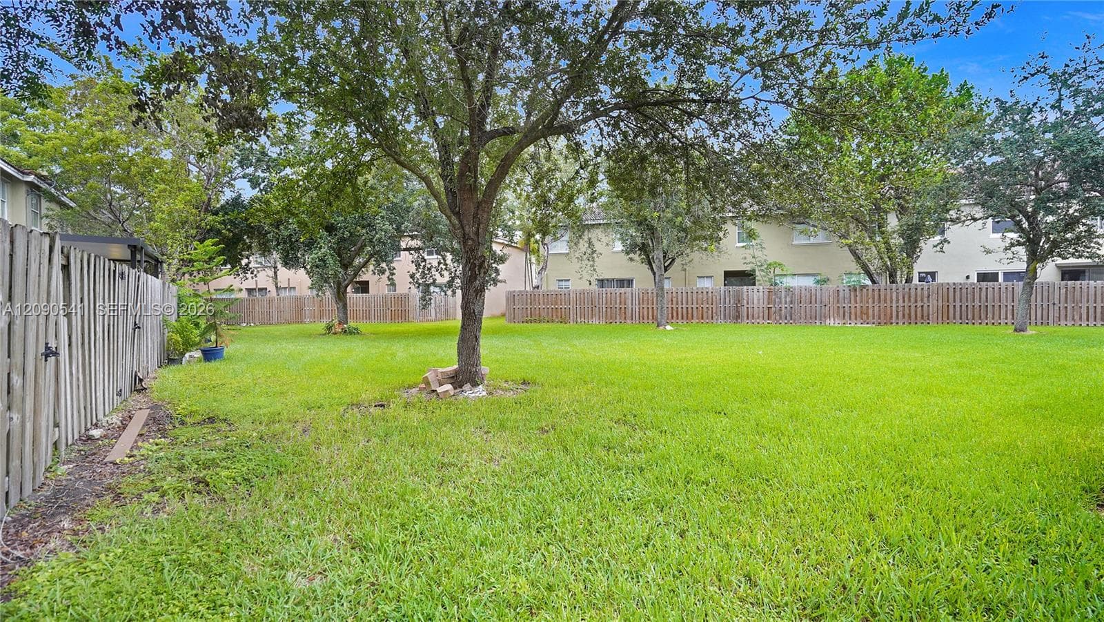 1485 SE 25th Ter photo 38