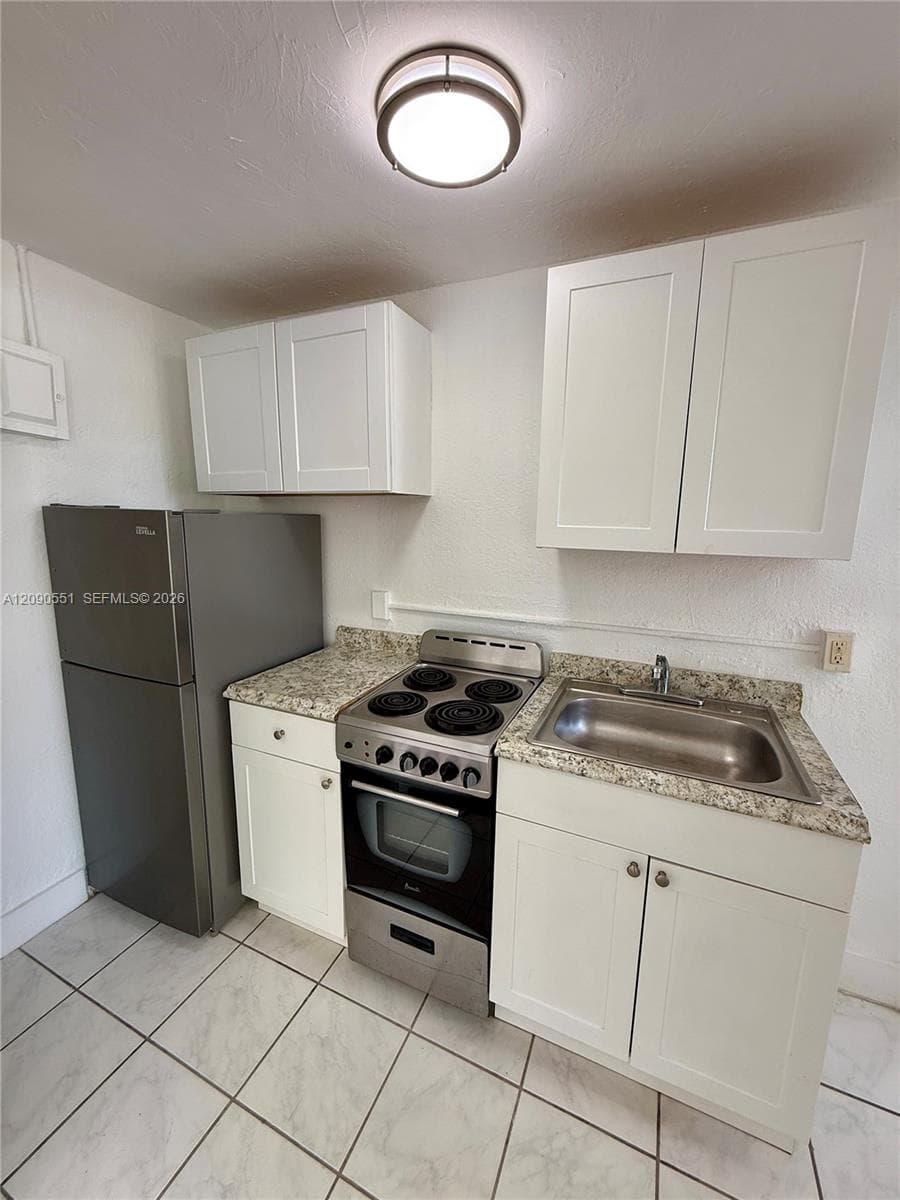PARK FRONT CONDO · #302 in Miami Beach - Photo 3
