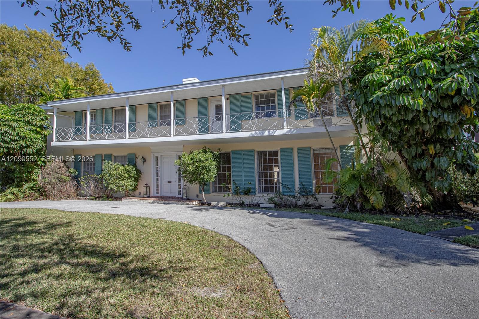 2805 Segovia St photo 2