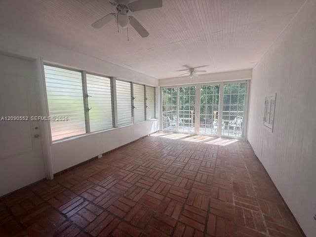 2805 Segovia St photo 17