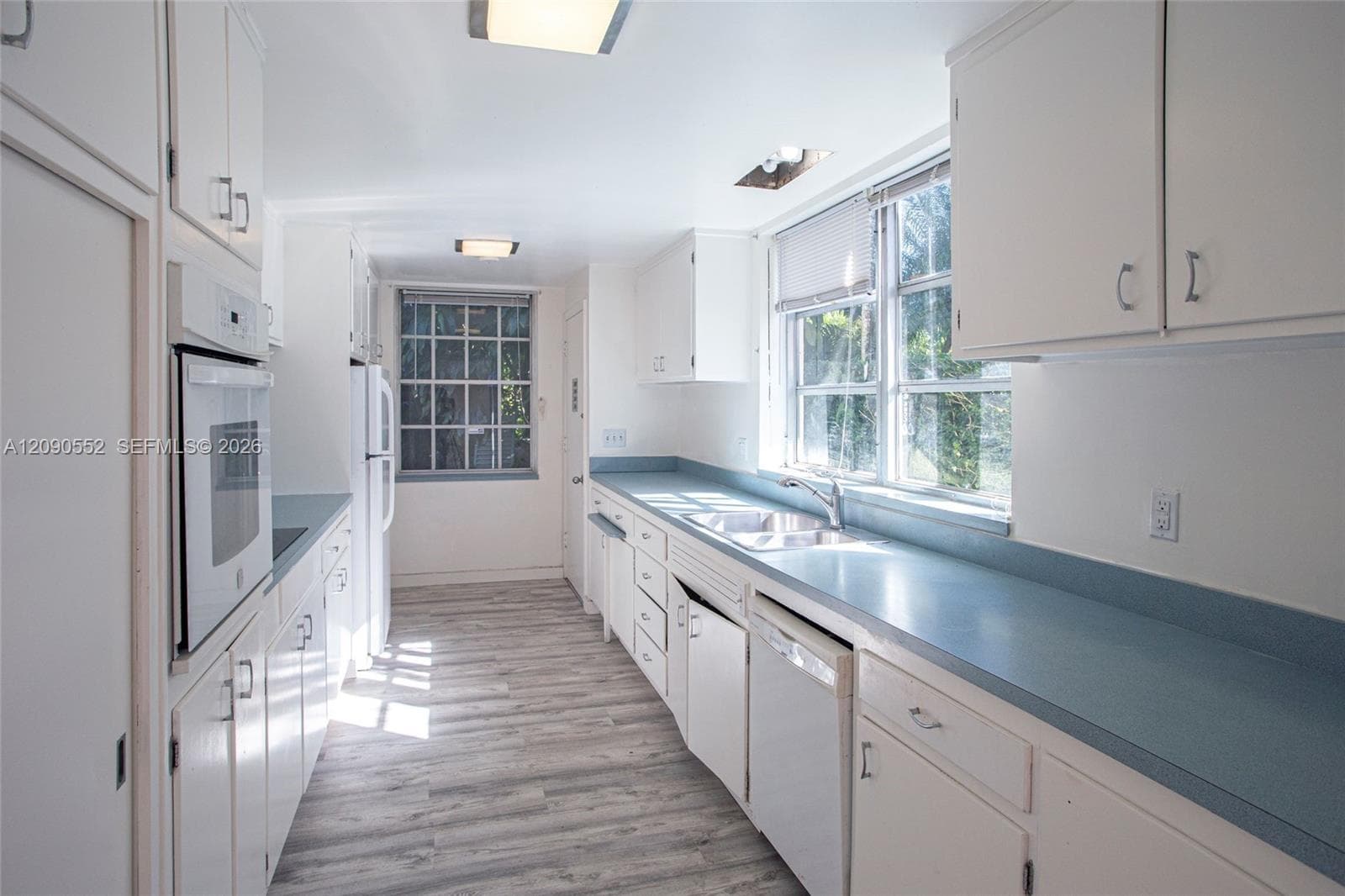 2805 Segovia St photo 14