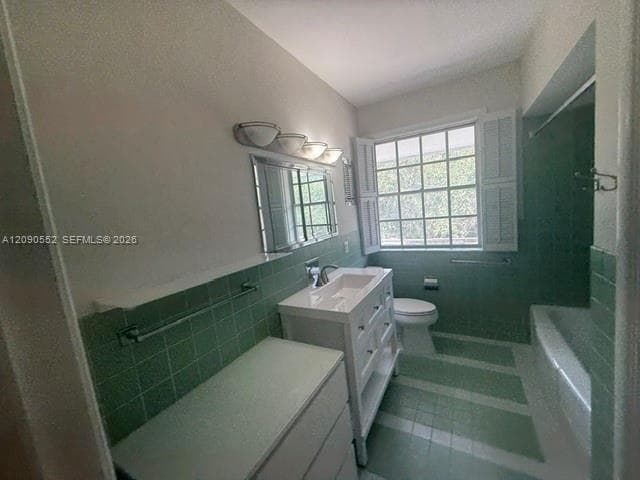 2805 Segovia St photo 21