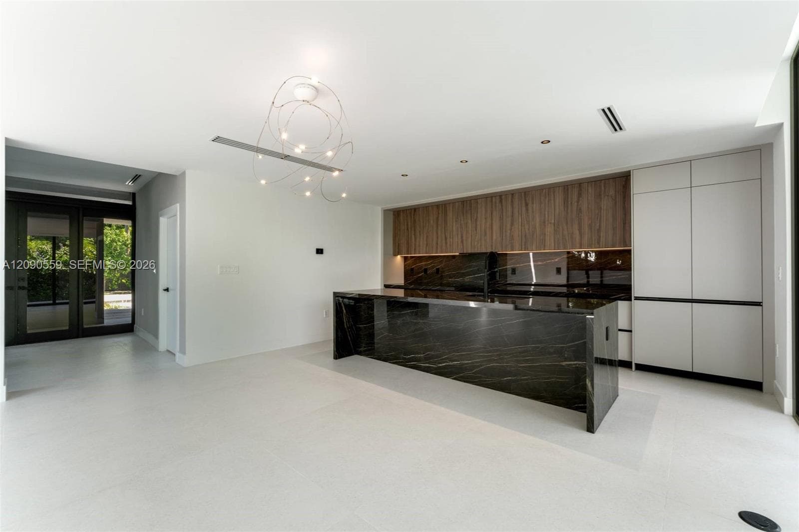 3310 Elizabeth Street photo 10