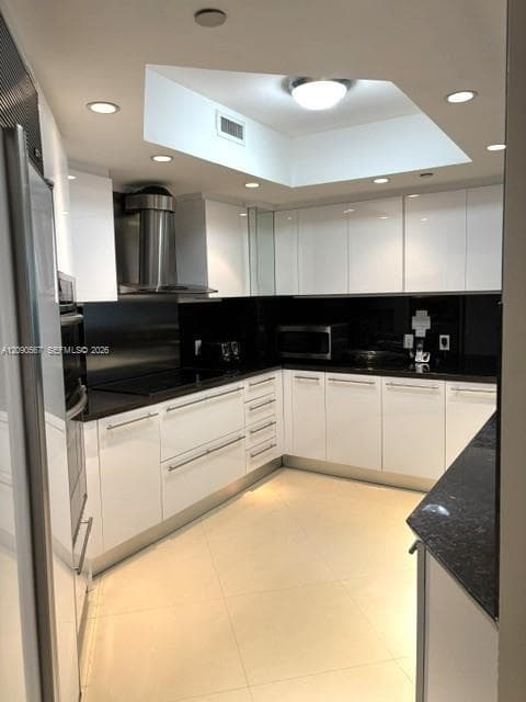 Azure · #303 in Surfside - Photo 17