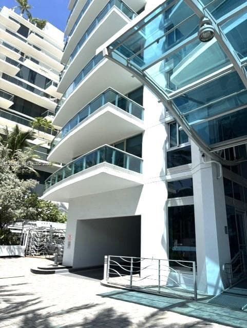 Azure · #303 in Surfside - Photo 3