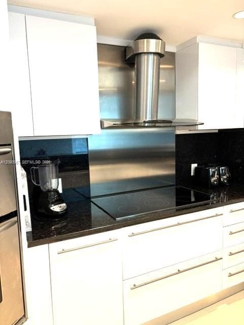 Azure · #303 in Surfside - Photo 14