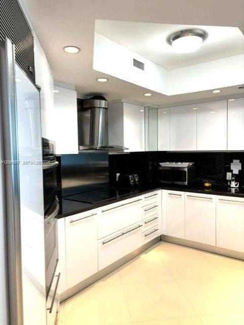 Azure · #303 in Surfside - Photo 11
