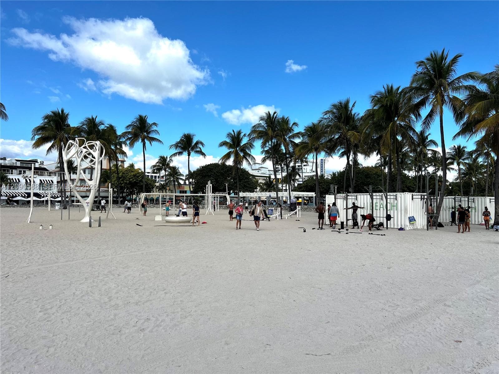 RETREAT CONDO · #407 in Miami Beach - Photo 33