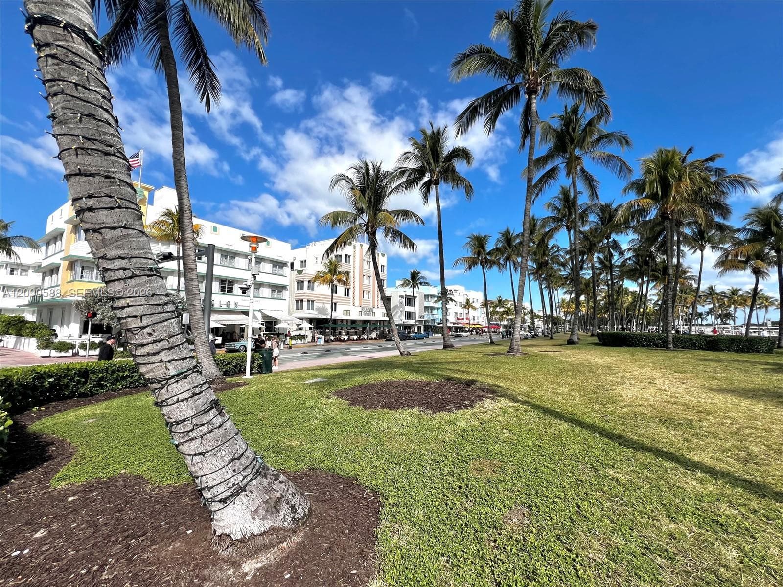 RETREAT CONDO · #407 in Miami Beach - Photo 15