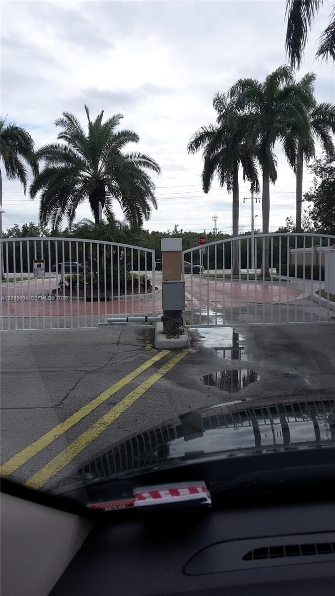 SHERIDAN BEACH CLUB 3 · #1073 in Dania Beach - Photo 9
