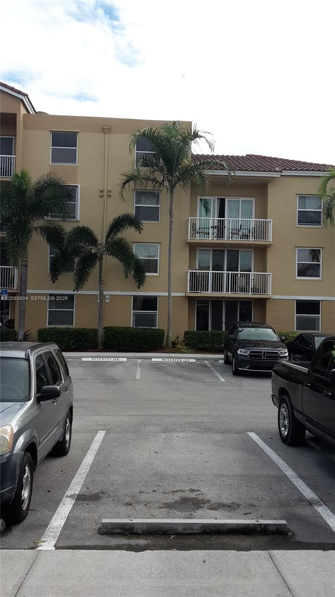 SHERIDAN BEACH CLUB 3 · #1073 in Dania Beach - Photo 8