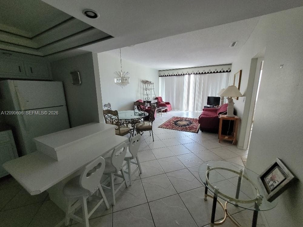 Del Prado · #203 in Aventura - Photo 5