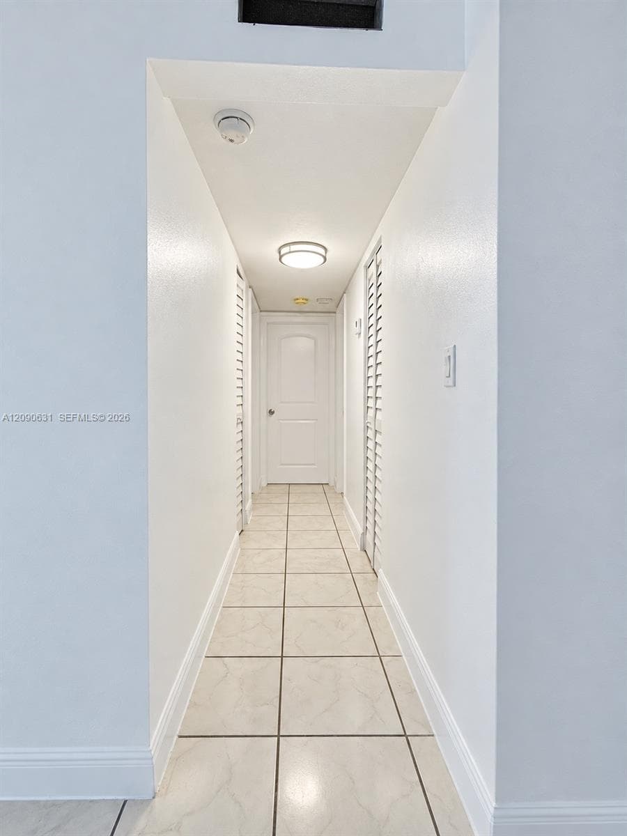 PINEBARK CONDO · #203 in Miami - Photo 6