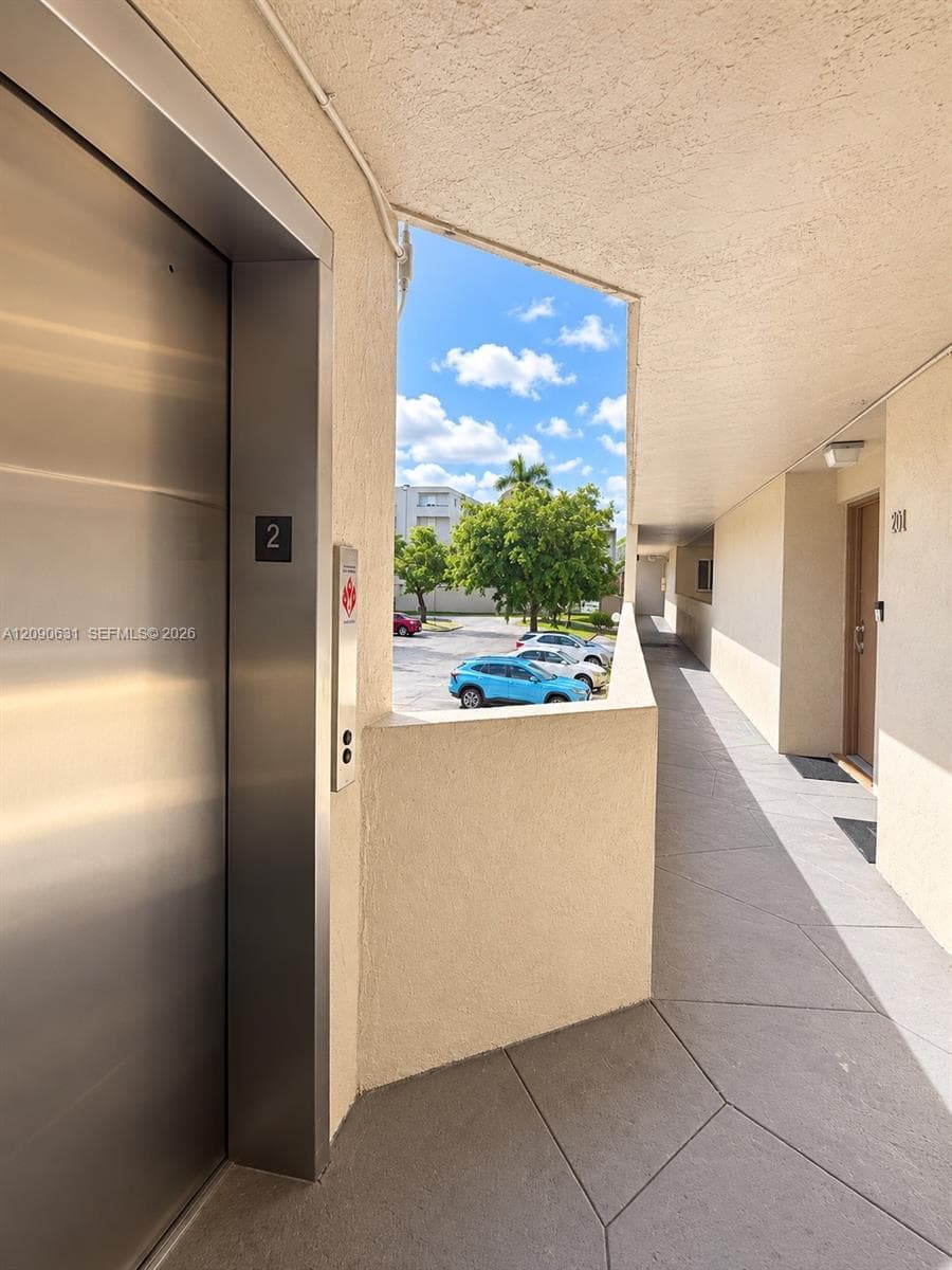 PINEBARK CONDO · #203 in Miami - Photo 17