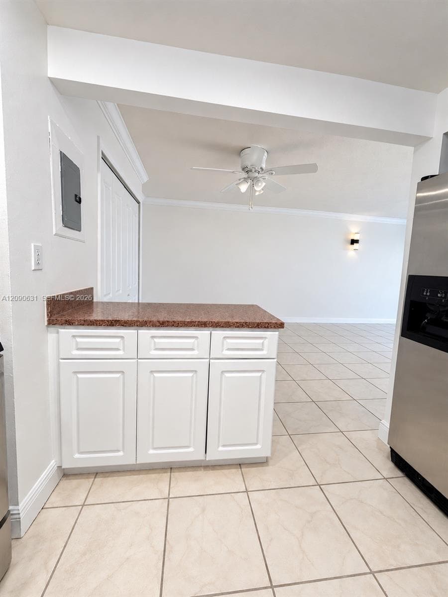 PINEBARK CONDO · #203 in Miami - Photo 4