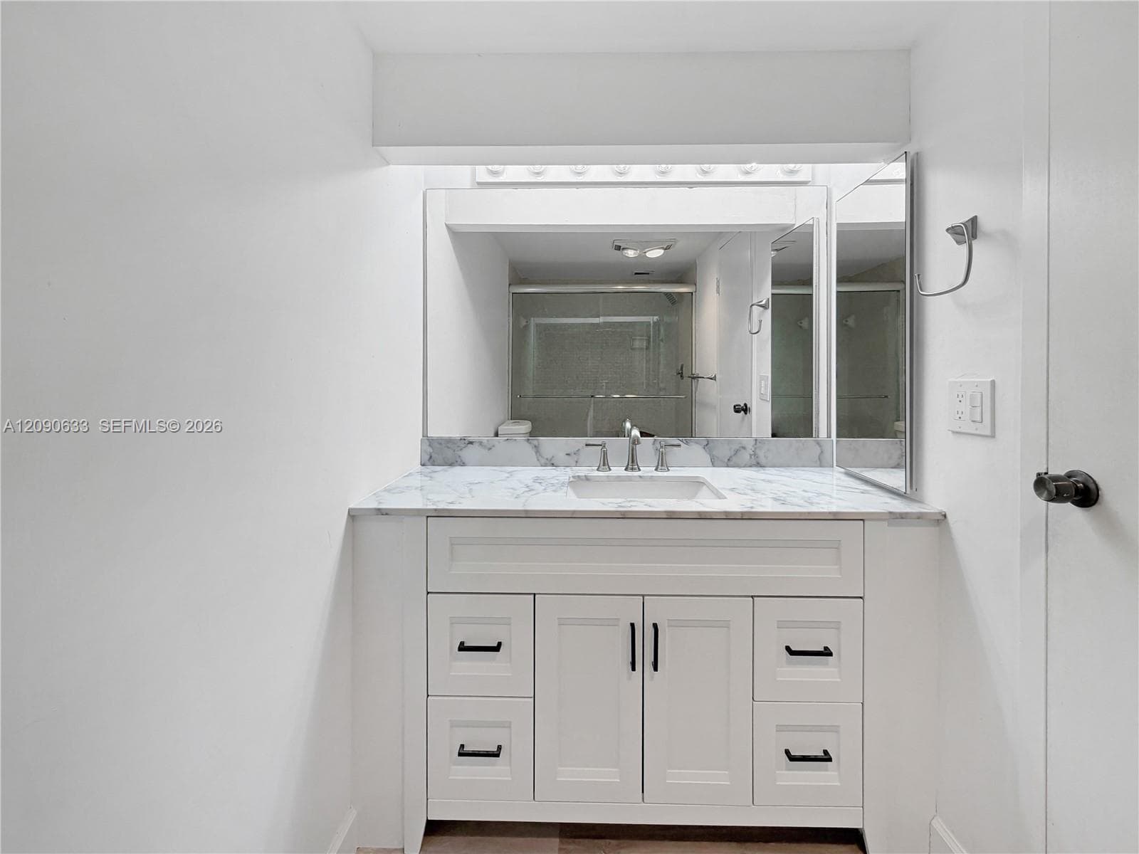 EAST POINT TOWERS CONDO · #1222 in Fort Lauderdale - Photo 9