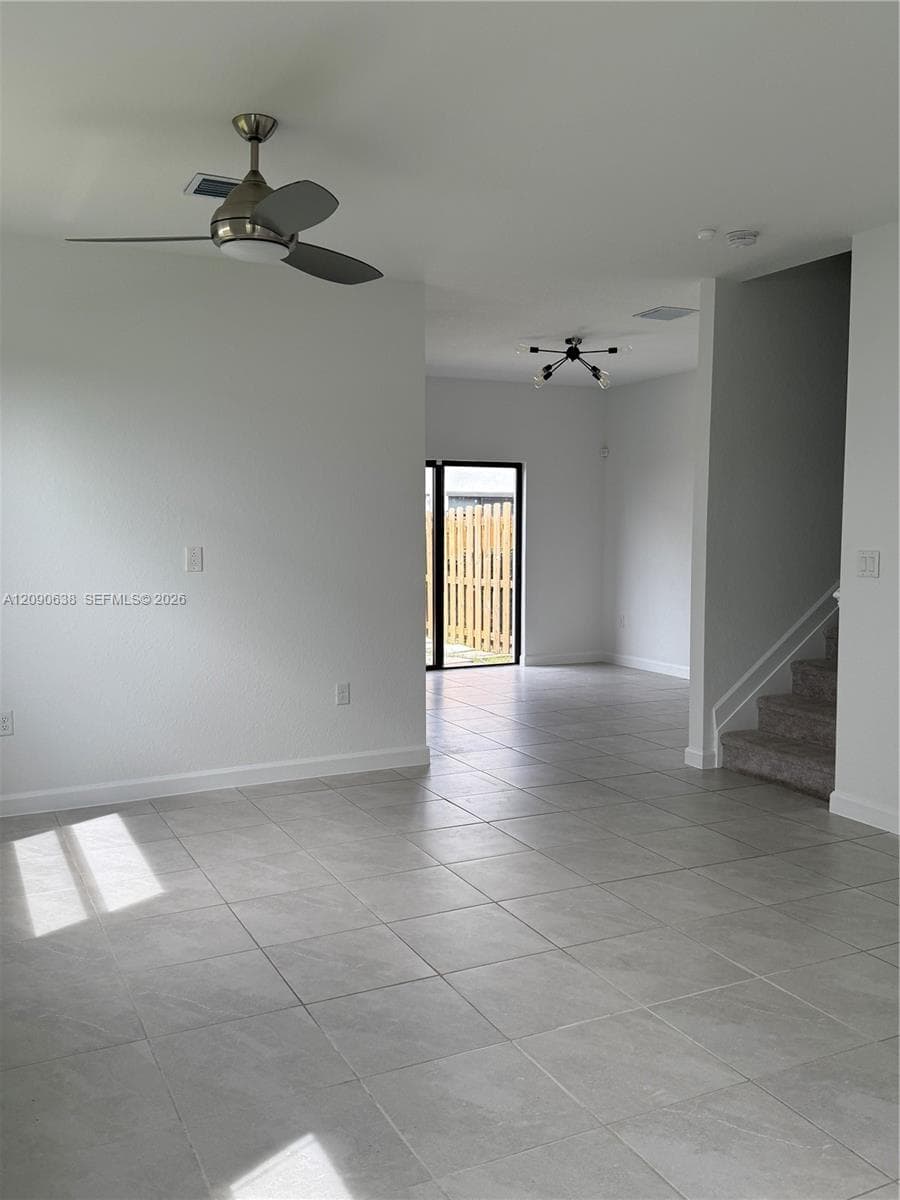 28532 SW 133rd Path photo 9