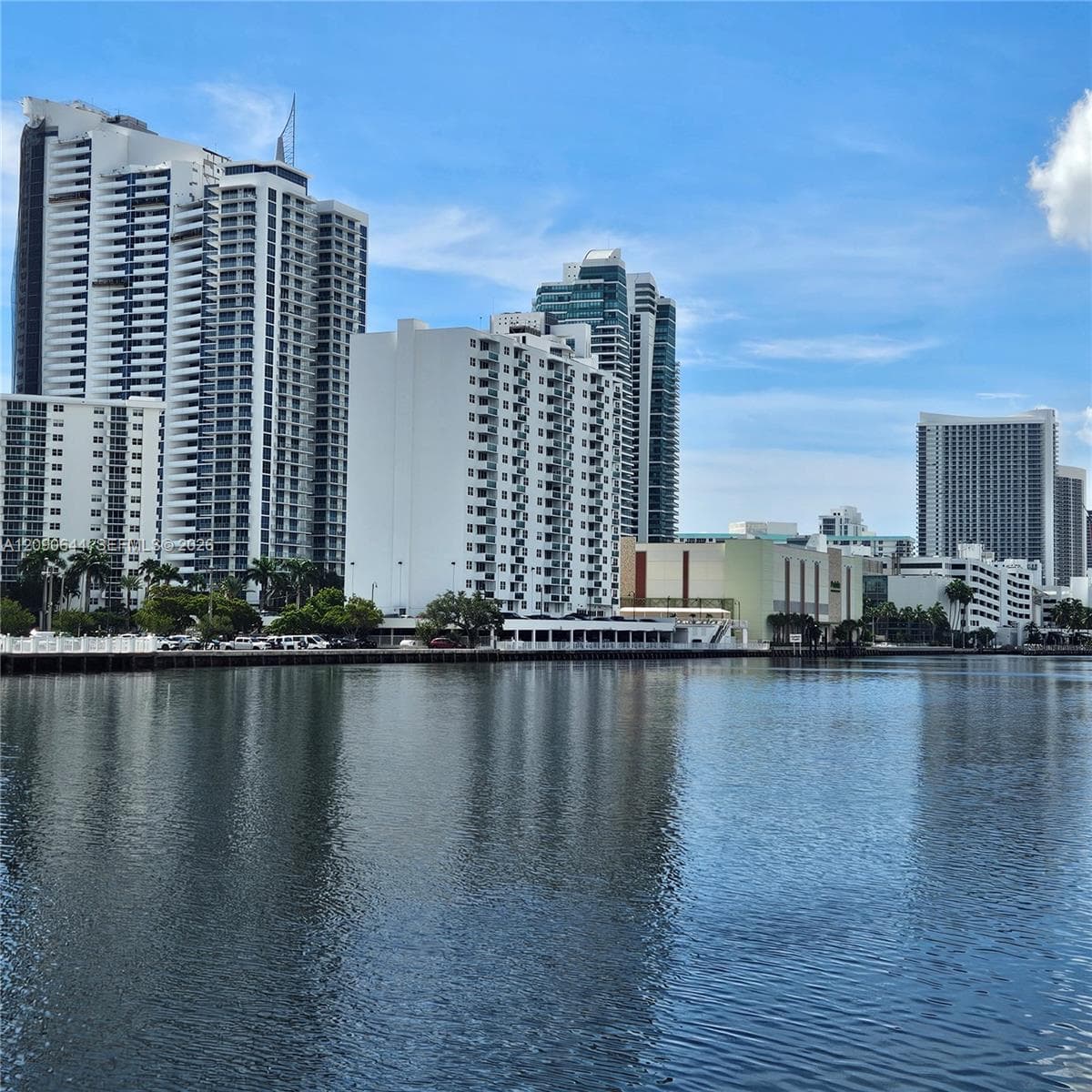 OCEANVIEW PARK CONDO · #124 in Hallandale Beach - Photo 6