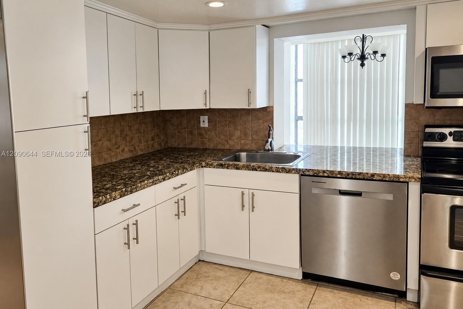 OCEANVIEW PARK CONDO · #124 in Hallandale Beach - Photo 9