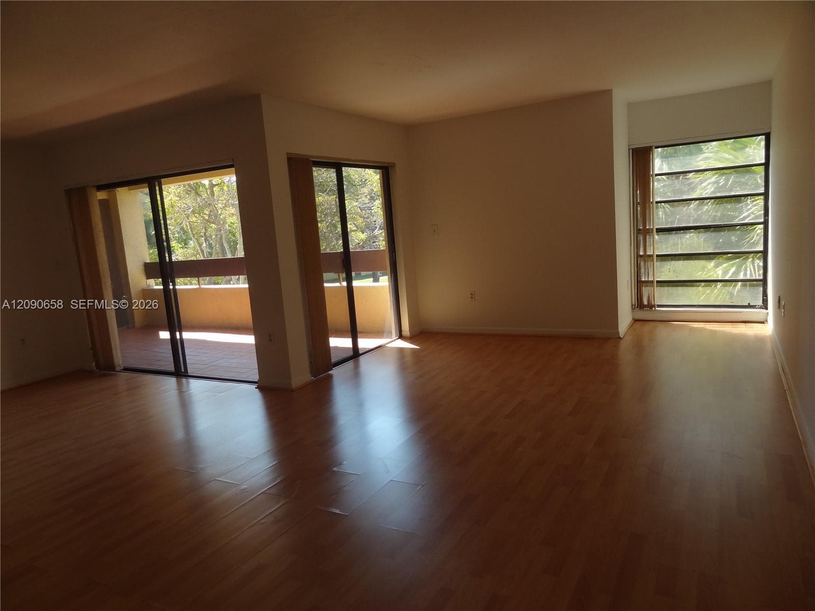 KENLAND BEND NORTH CONDO · #H305 in Miami - Photo 9