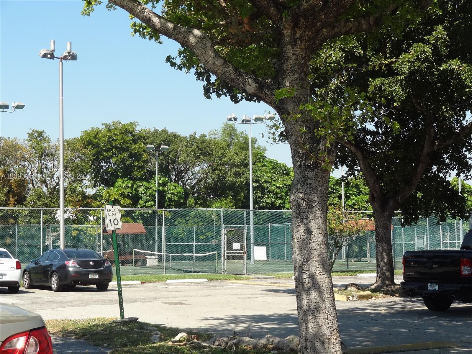 KENLAND BEND NORTH CONDO · #H305 in Miami - Photo 29