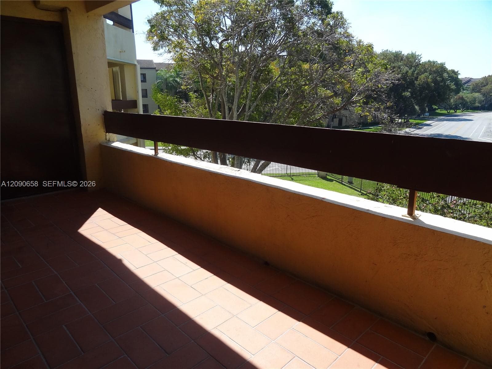 KENLAND BEND NORTH CONDO · #H305 in Miami - Photo 25