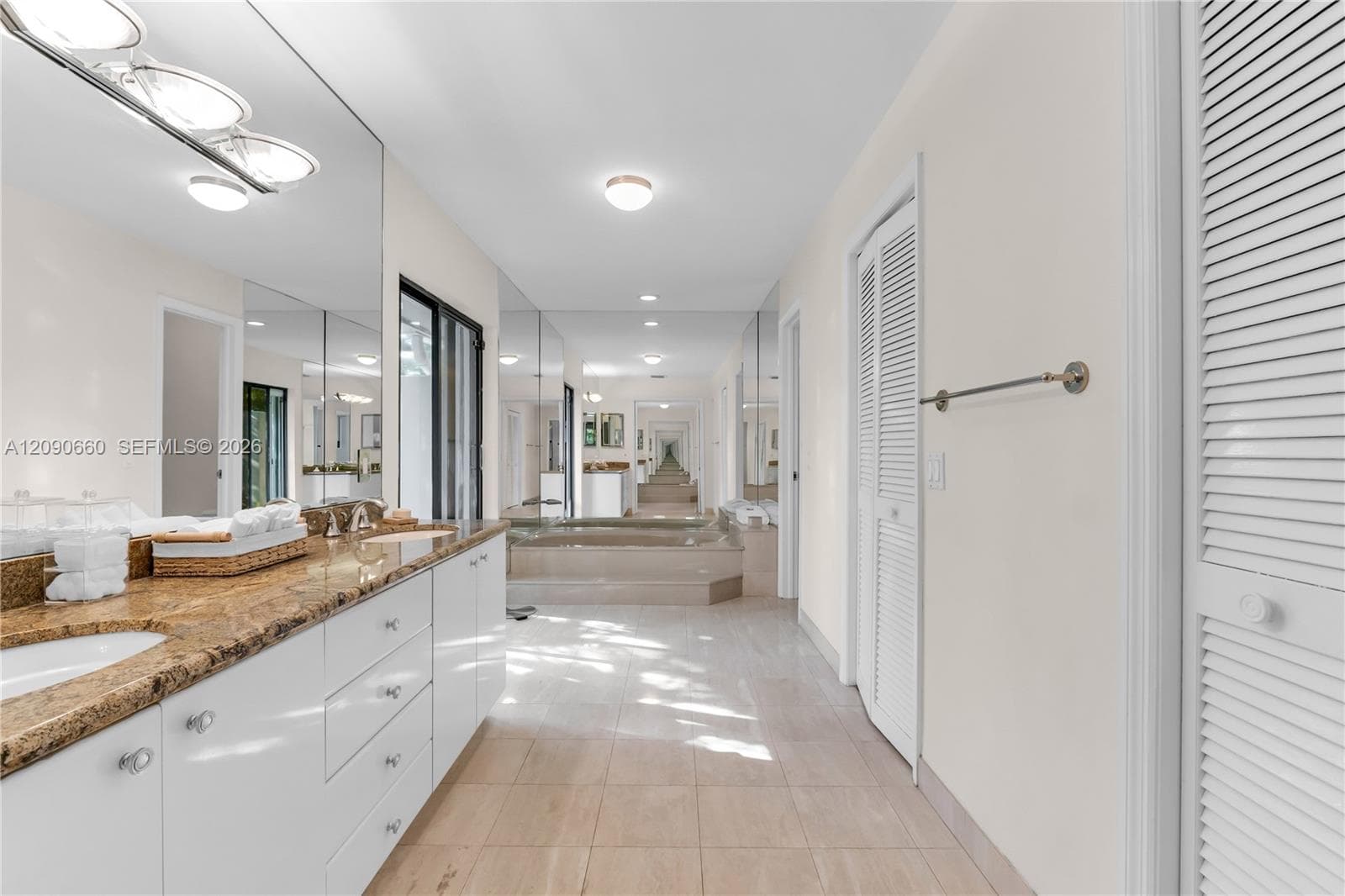 7915 SW 155th St photo 37