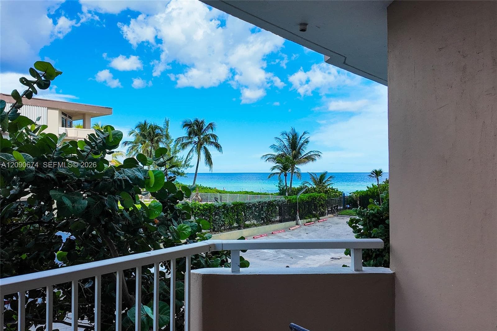 HEMISPHERES CONDO · #MK in Hallandale Beach - Photo 1