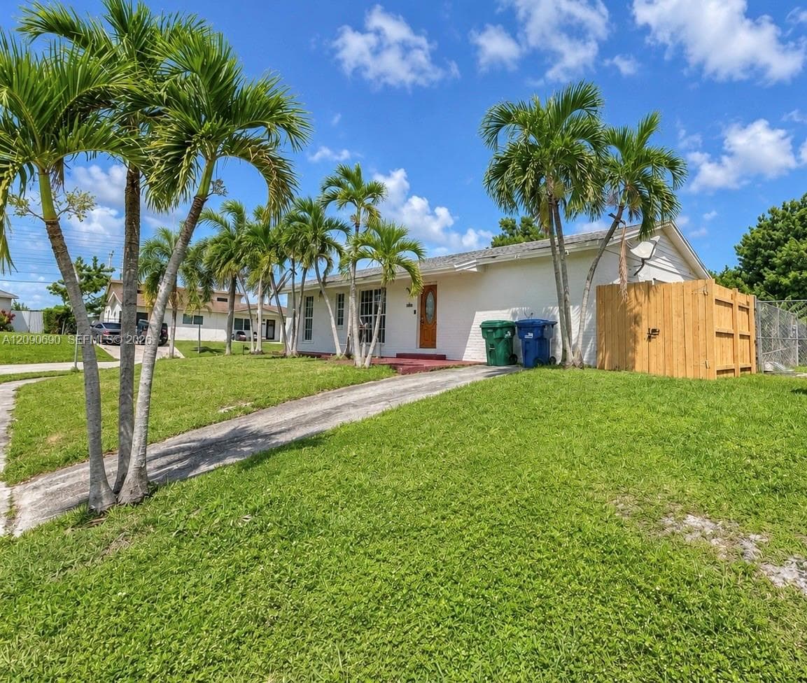 26153 SW 123rd Pl photo 3