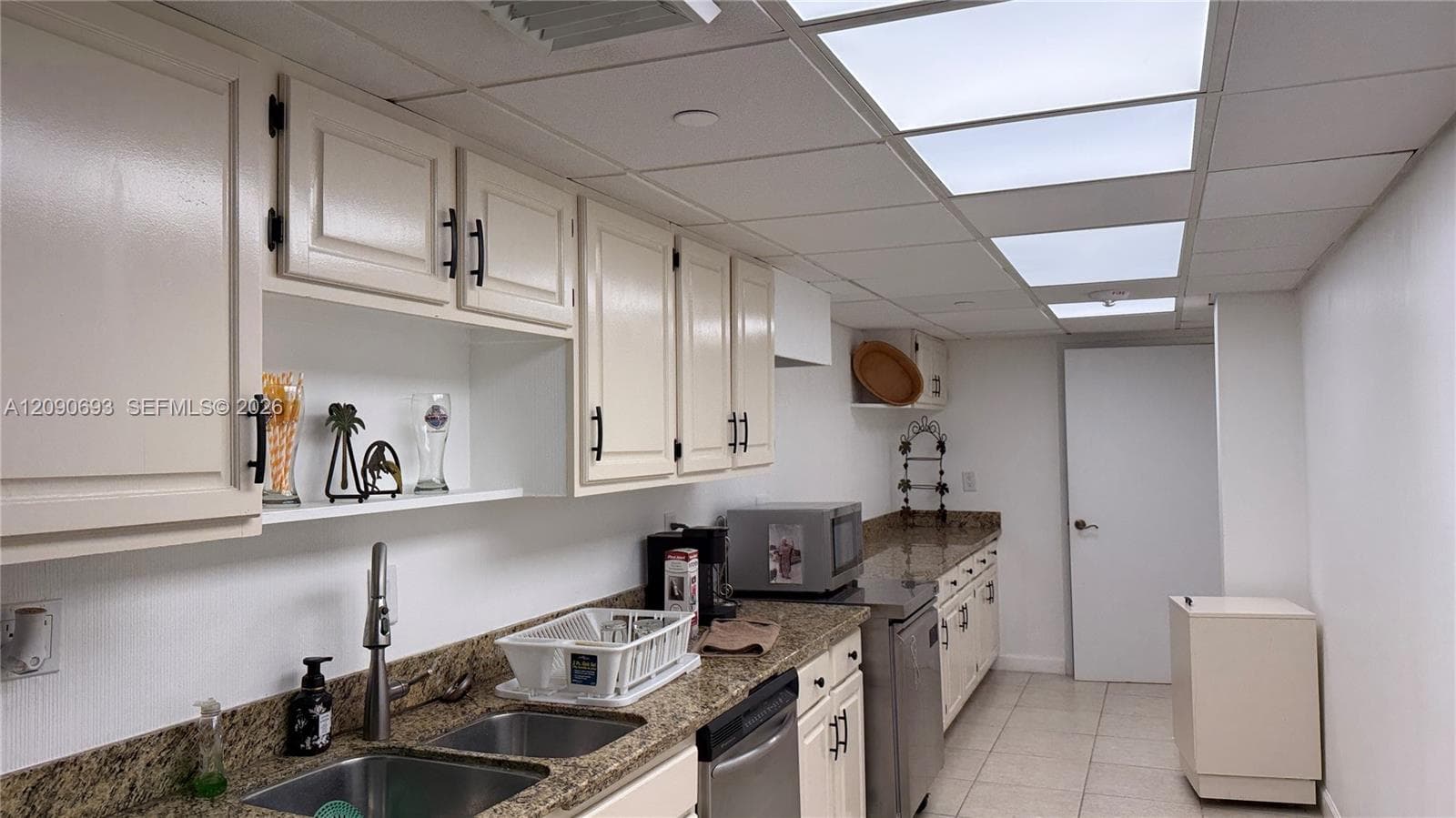 EMERALD TOWER CONDO · #1001 in Pompano Beach - Photo 52