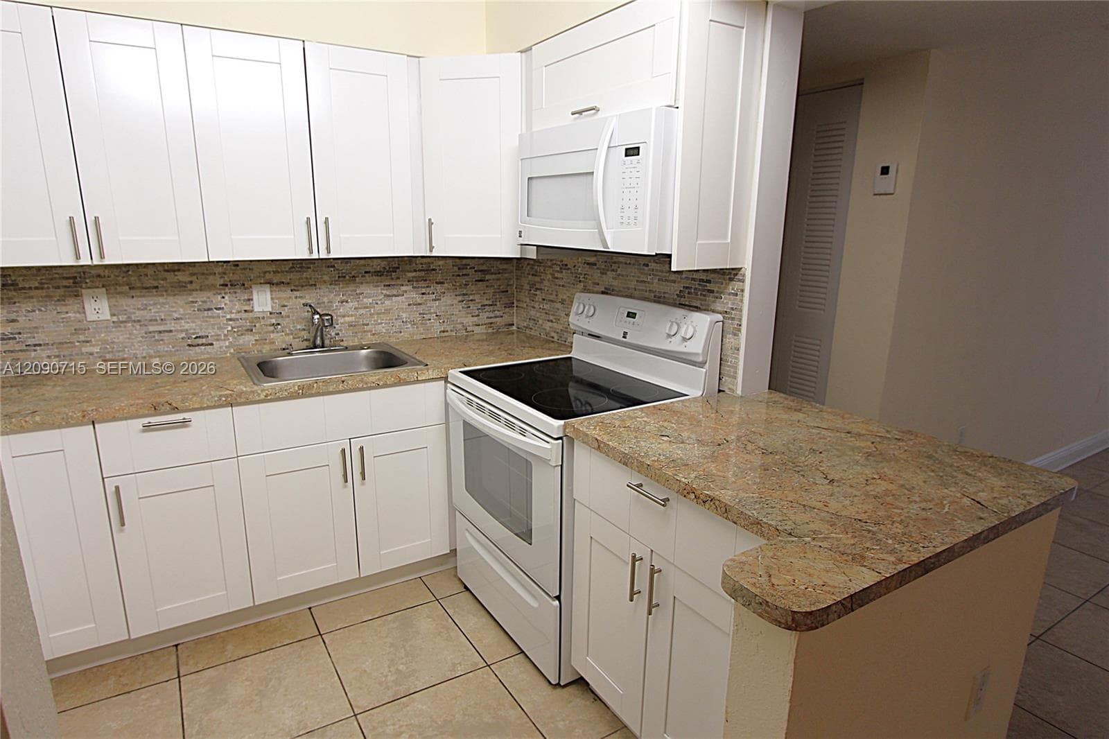 DORAL GARDENS II CONDO · #208 in Doral - Photo 6