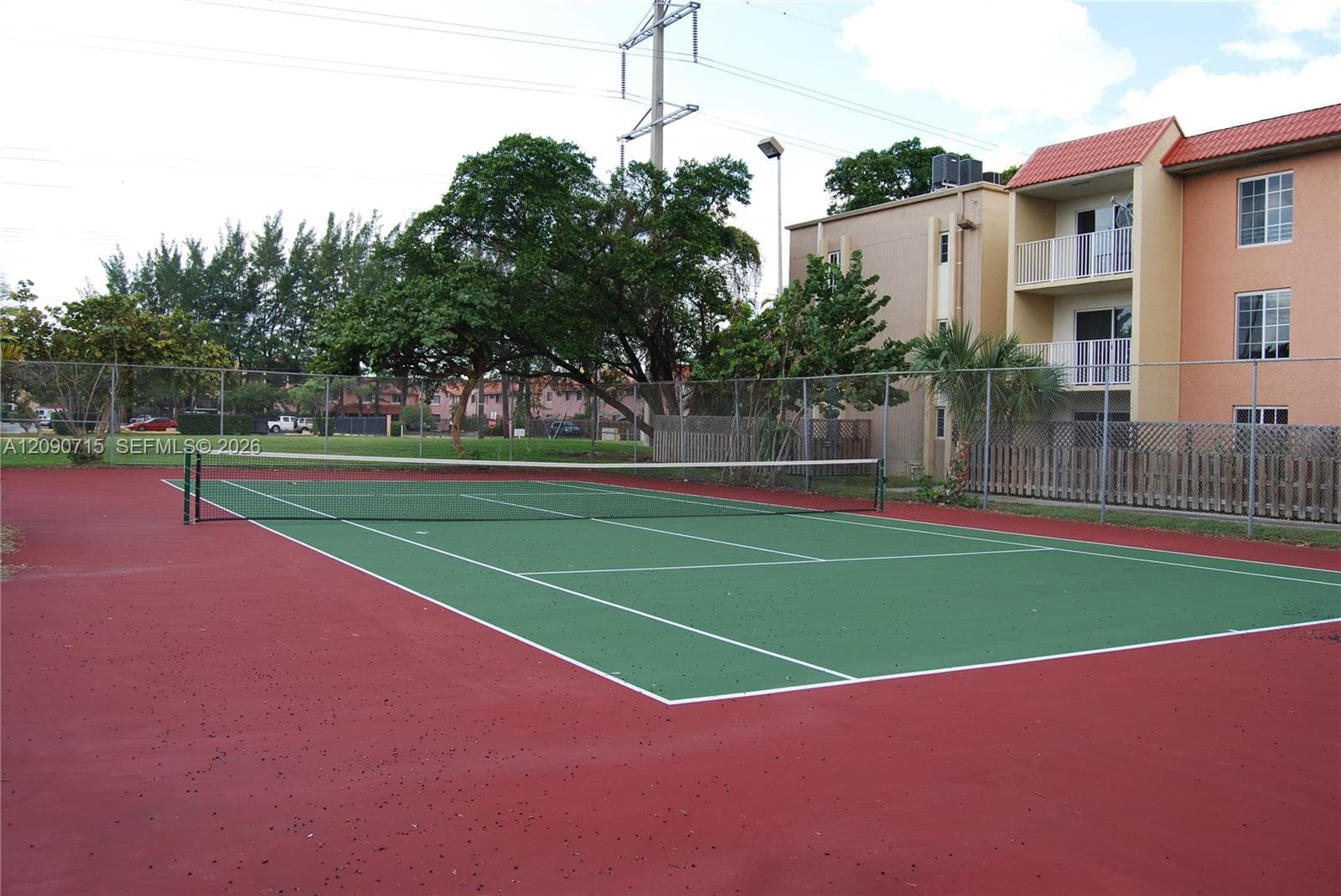 DORAL GARDENS II CONDO · #208 in Doral - Photo 16