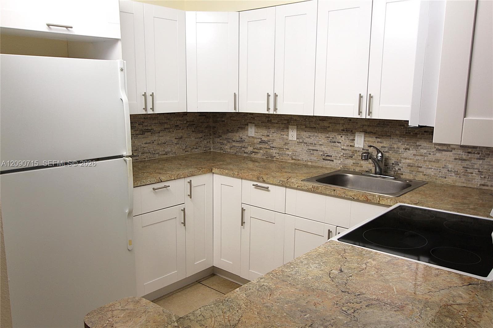 DORAL GARDENS II CONDO · #208 in Doral - Photo 5