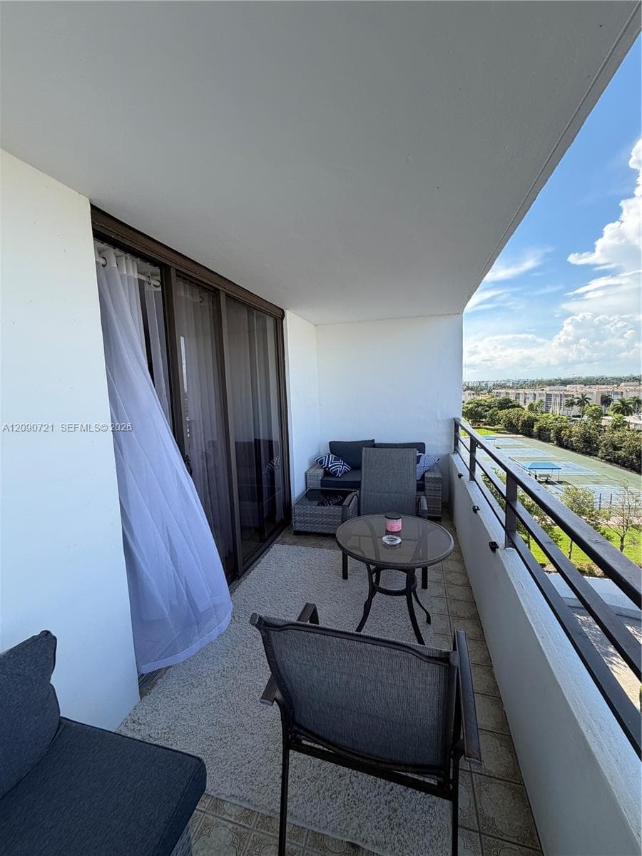 OLYMPUS CONDO PHASE · #907 in Hallandale Beach - Photo 20