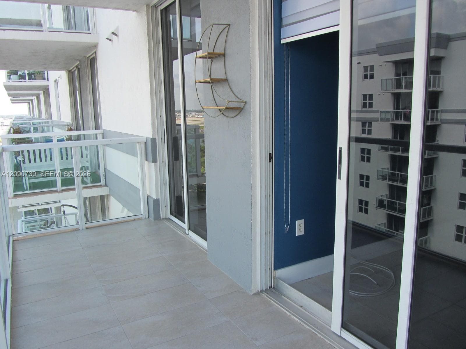 BLUE LAGOON CONDO · #PH12 in Miami - Photo 11