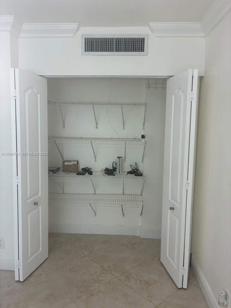 Bravura II Condo · #107 in Aventura - Photo 22