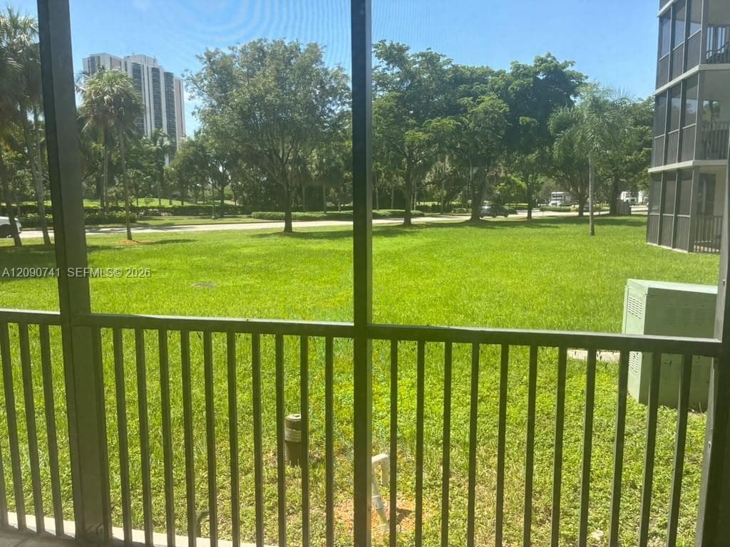 Bravura II Condo · #107 in Aventura - Photo 4