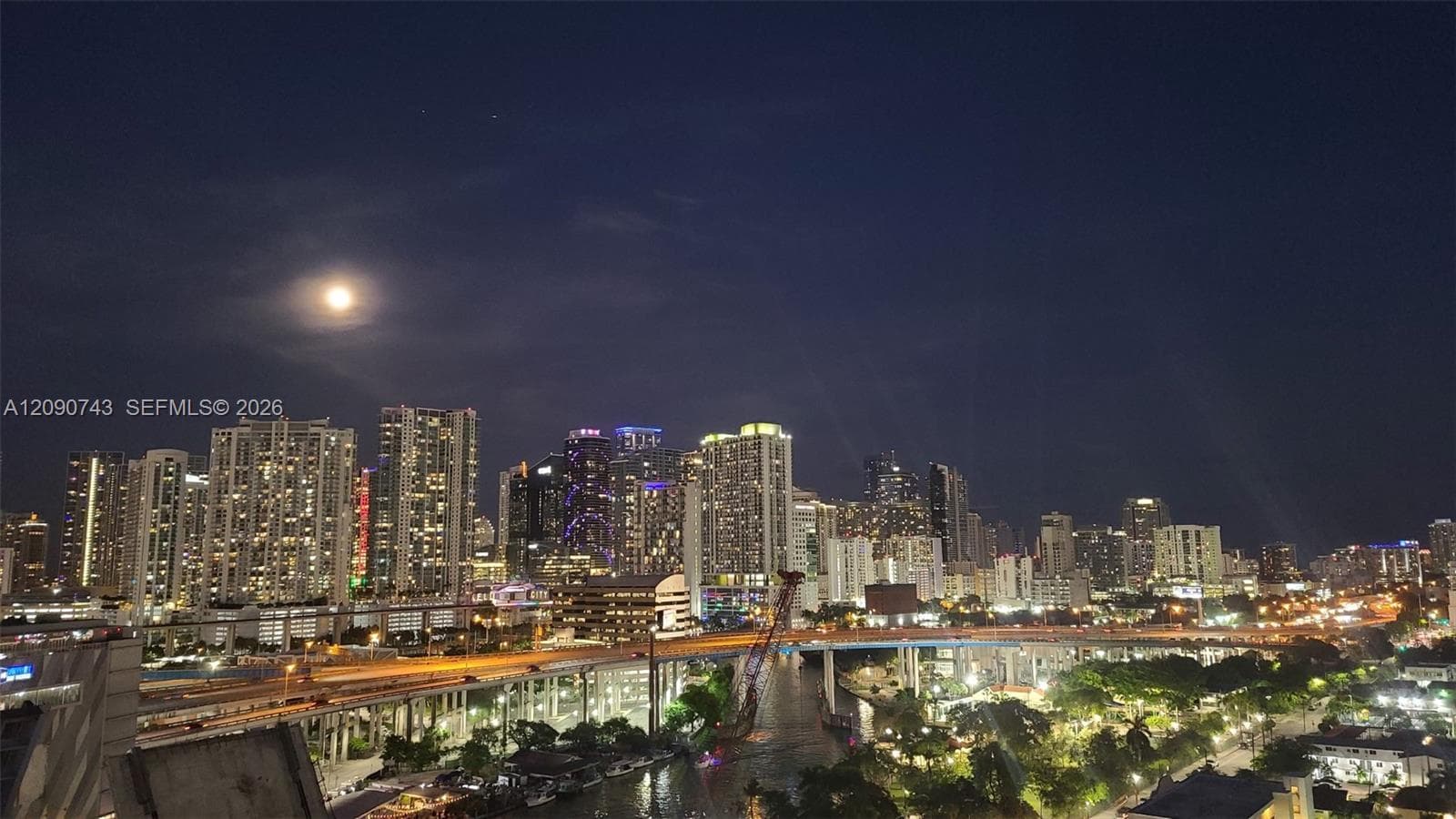 NEO CONDO · #1703 in Miami - Photo 2