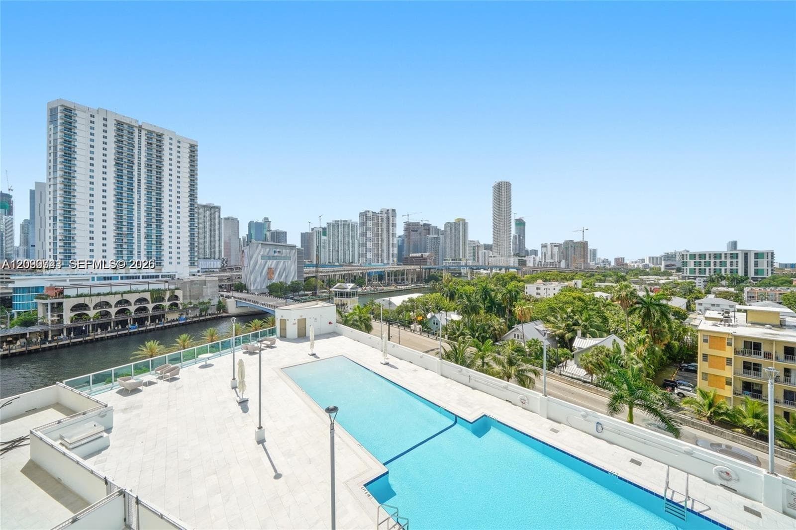 NEO CONDO · #1703 in Miami - Photo 20